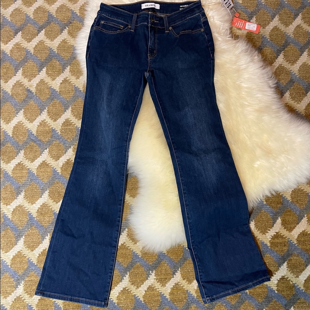 Lila Ryan curvy boot cut. Size 28.